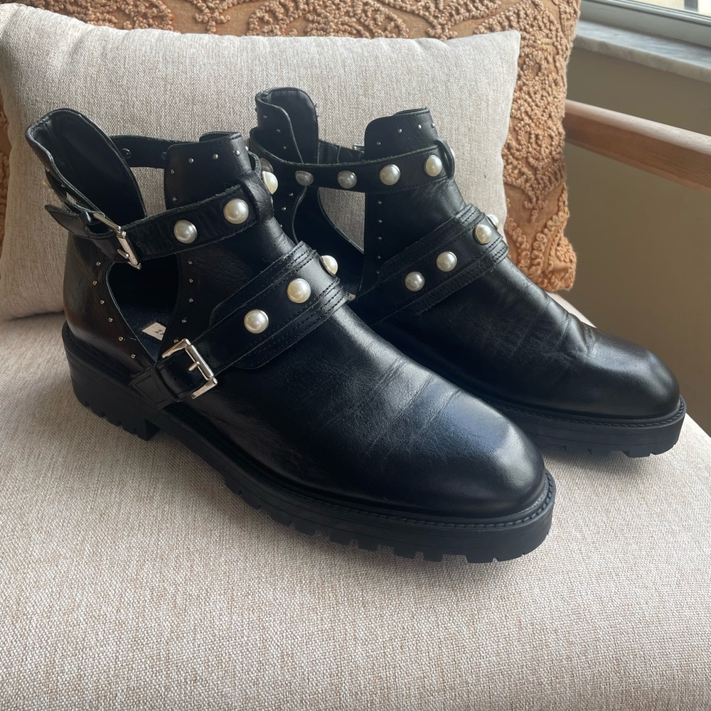 Zara Basic Collection Flat Black Leather Ankle Bo… - image 7